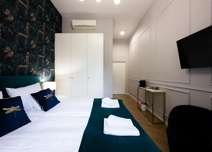 Bracka Main Square Apartment *