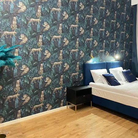 Bracka Main Square *