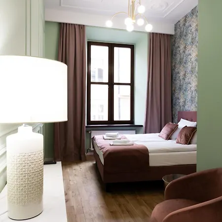 Bracka Main Square *