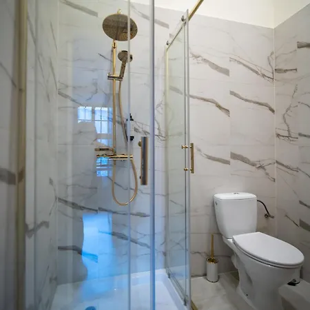 Bracka Main Square *