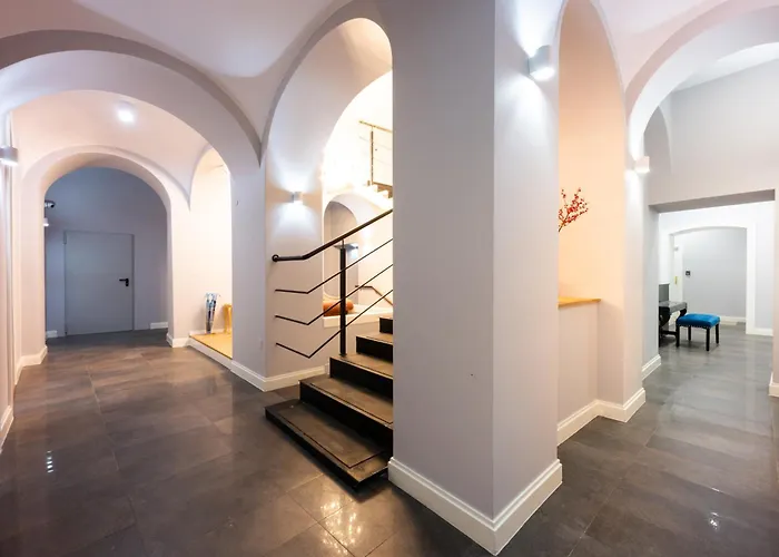 Apartamento Bracka Main Square *