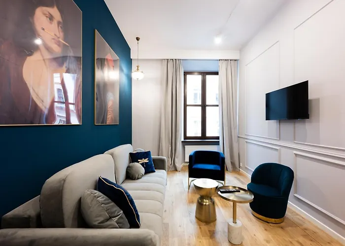 Bracka Main Square *